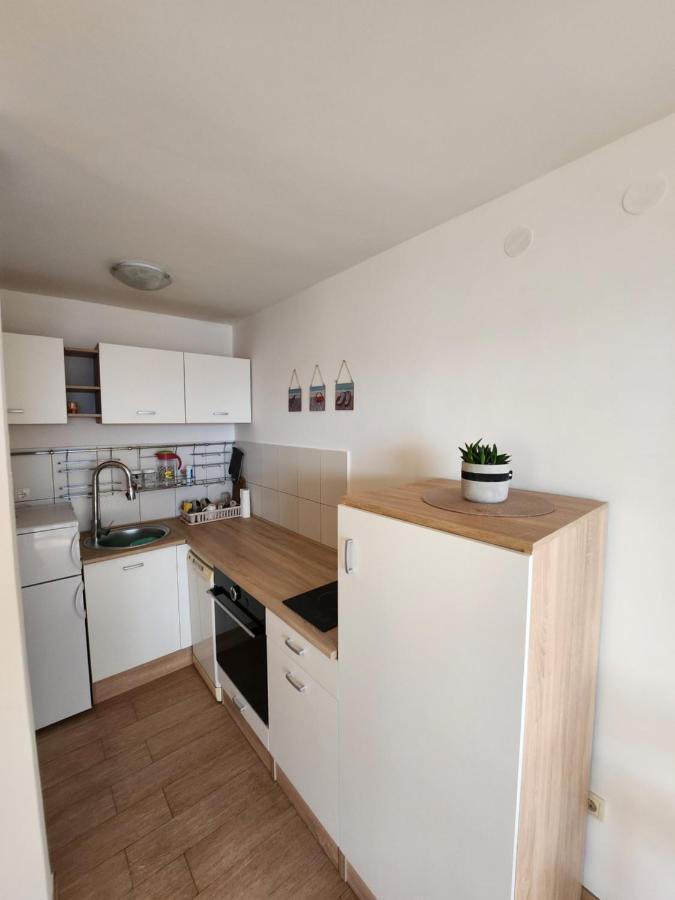 Lucija Apartment Карлобаг Екстериор снимка